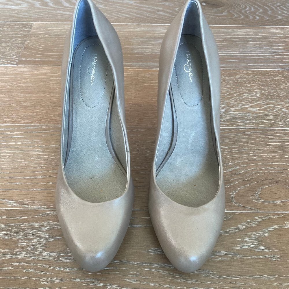 Nordstrom Halogen Round Toe Pump | Taupe | 9.5